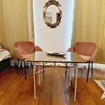 5* Royal House Near Unirii Square Vila *