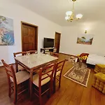 Vila 5* Royal House Near Unirii Square Kluž