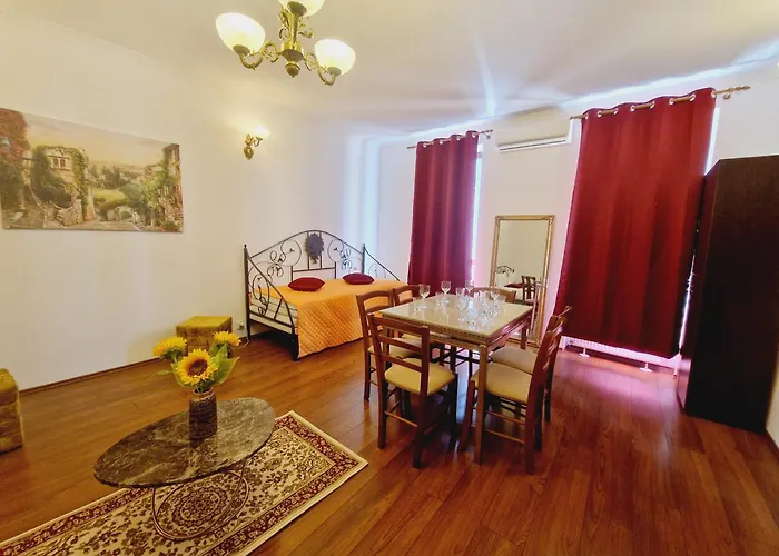 Villa 5* Royal House Near Unirii Square Cluj-Napoca
