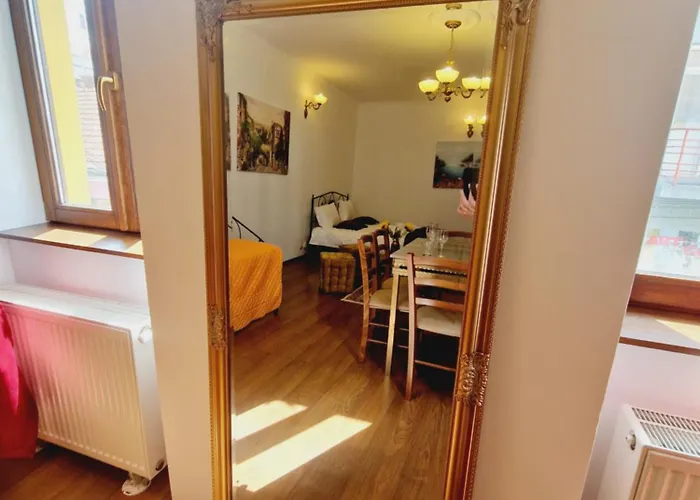 5* Royal House Near Unirii Square